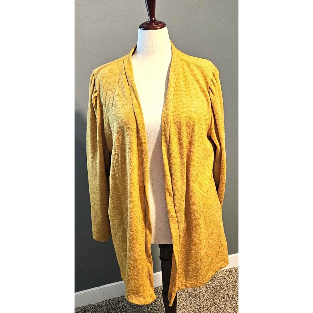 Women’s Ashley Stewart Sparkle Cardigan NWT Golden Nugget color Size 18/20